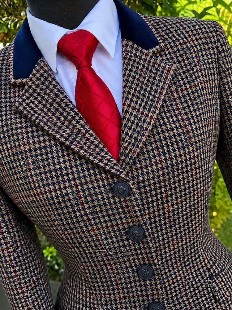 Houndstooth Tweed / Navy Trim