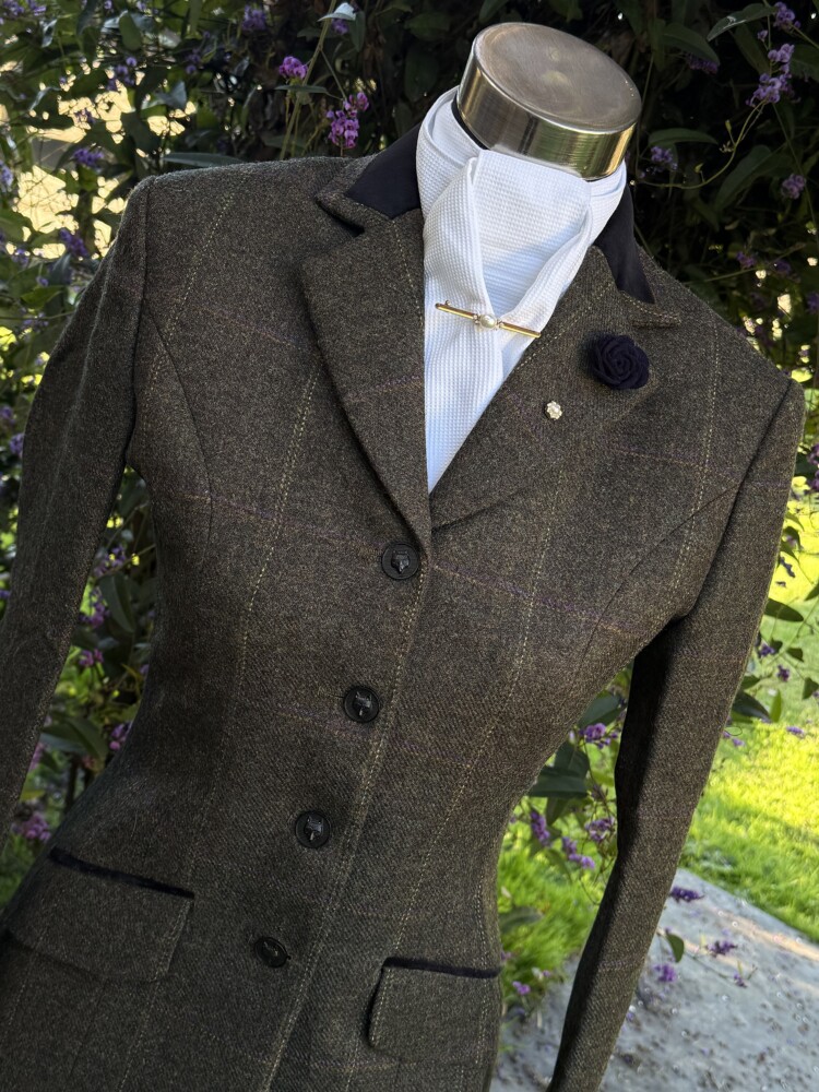 Forest Green tweed / Black Trim